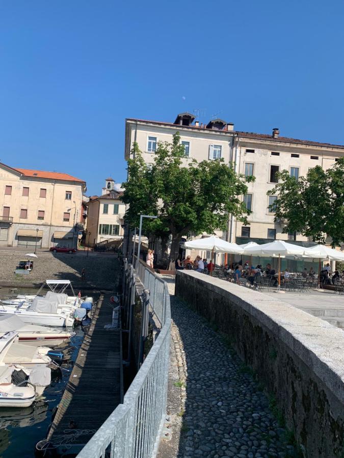Palazzo Clerici Apartment Luino Exterior photo